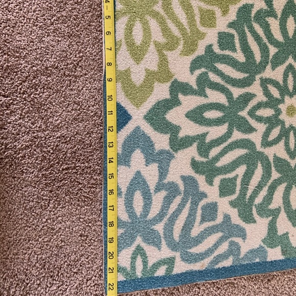 Patterned Long Rug - Picture 4 of 4